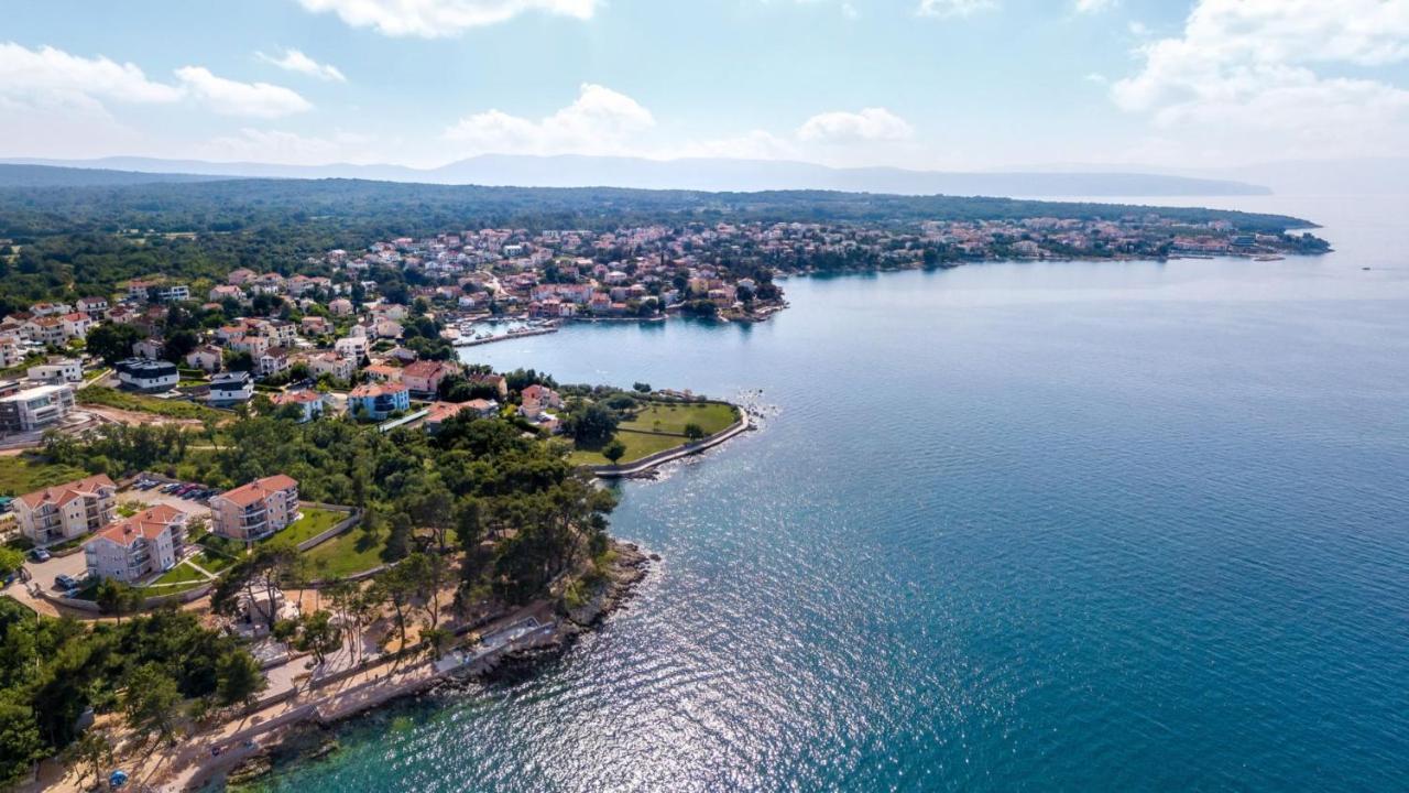 Apartments Elle Luxury Vantacici Malinska Buitenkant foto