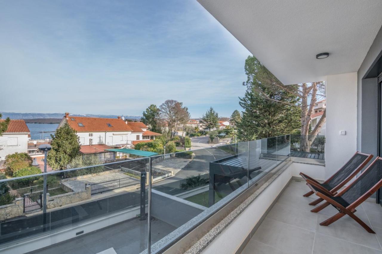 Apartments Elle Luxury Vantacici Malinska Buitenkant foto
