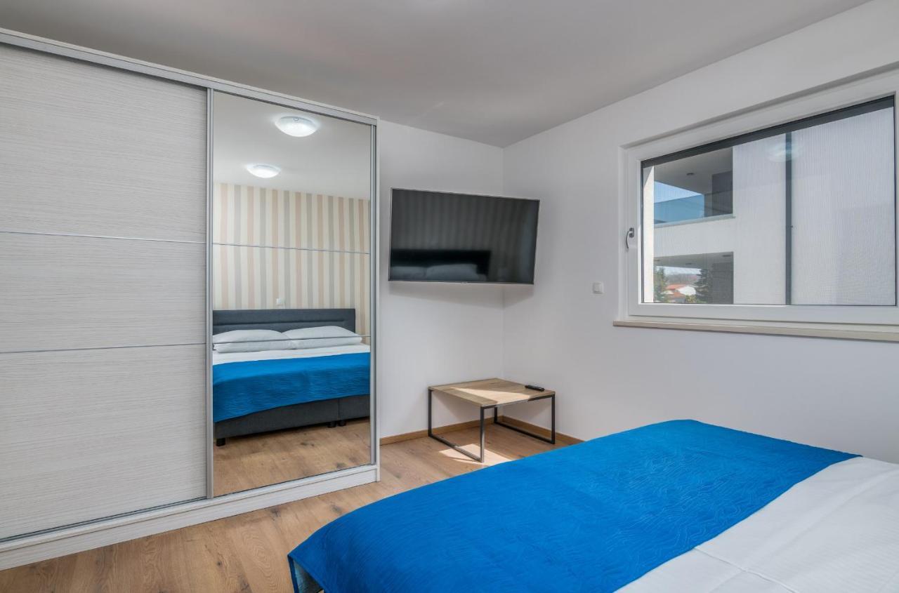 Apartments Elle Luxury Vantacici Malinska Buitenkant foto